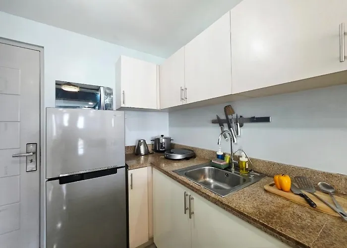 Aparthotel 2 Bedroom Grass Residences Qc T1a Manila